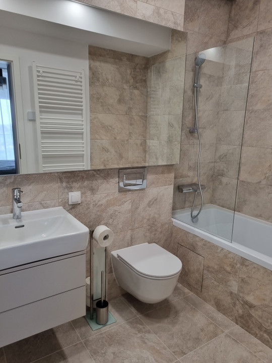 Beautiful one bedroom apartment, first rental