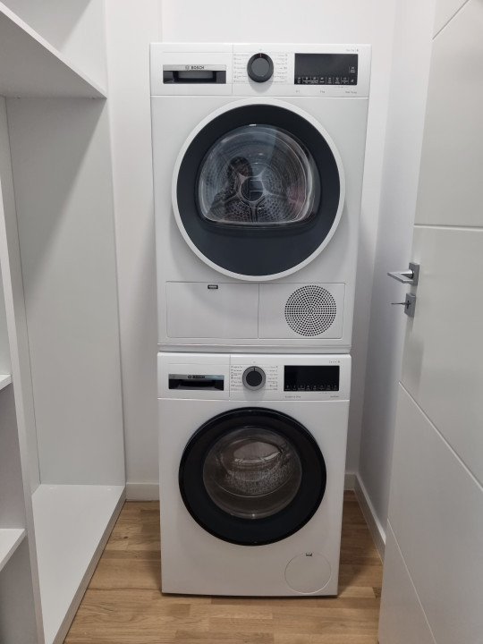 Beautiful one bedroom apartment, first rental