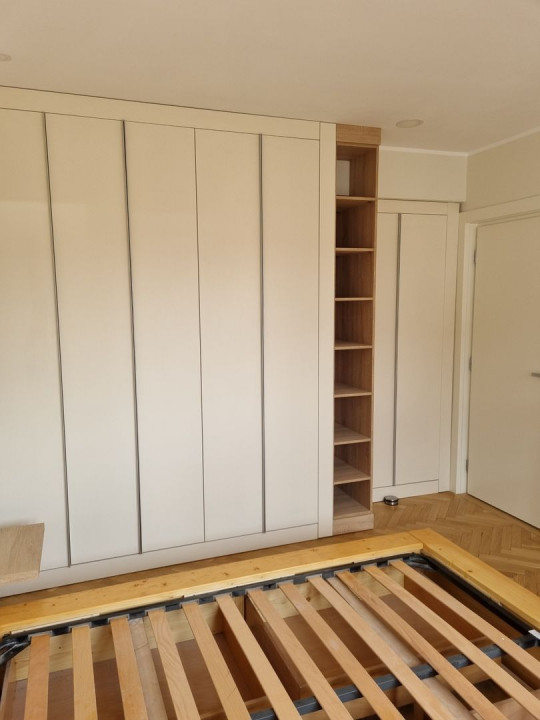 Sunny 3 bedrooms apartment, downtown