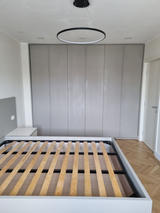 Sunny 3 bedrooms apartment, downtown