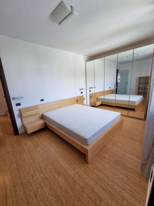 Penthouse next to Herastrau Park, on a quiet street