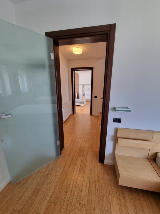 Penthouse next to Herastrau Park, on a quiet street