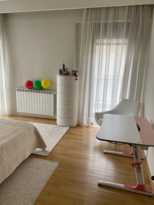 Beautiful  3 bedrooms apartment, boutique building, near Kiseleff park