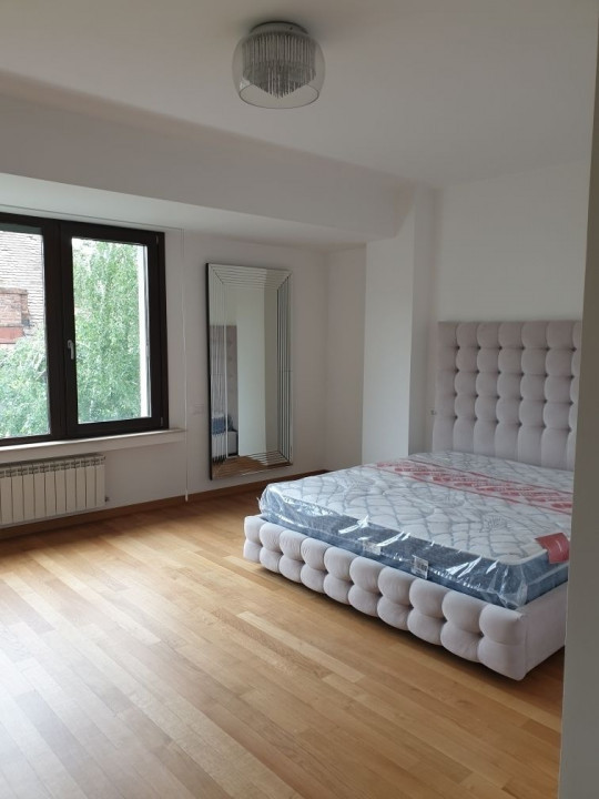 Delightful apartment, great vibes, lot of light and green view