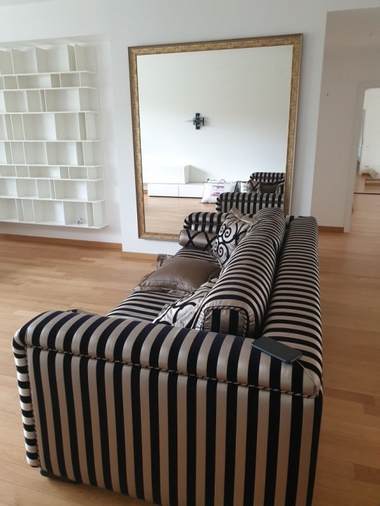 Delightful apartment, great vibes, lot of light and green view