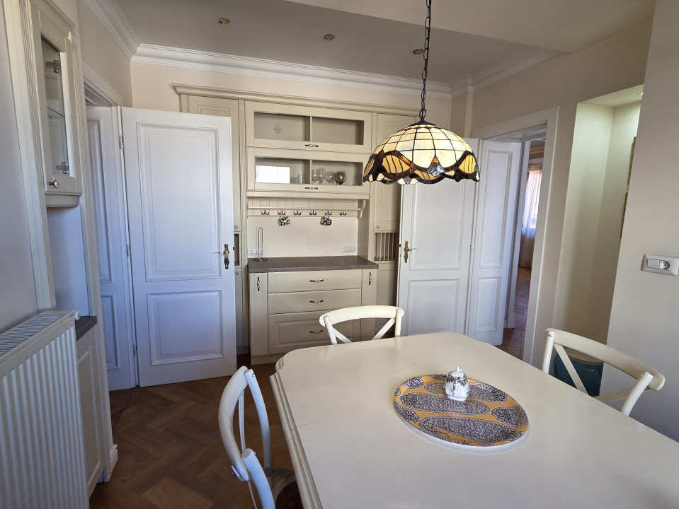 Cozy and bright apartment near Floreasca and Dorobanti square